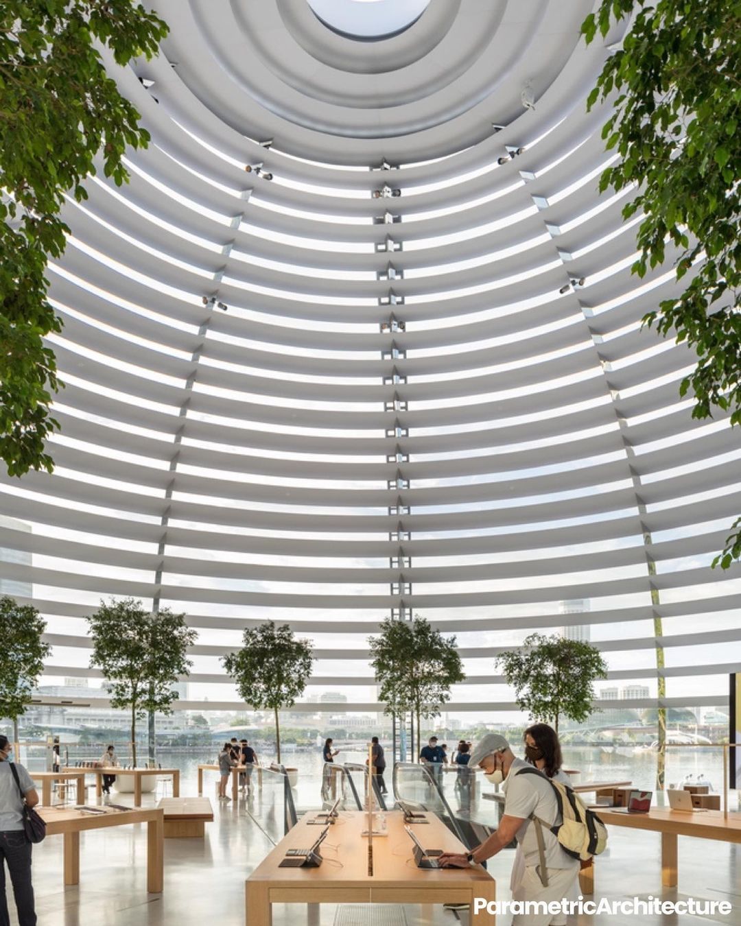 Apple on Singapore Bay interior 1